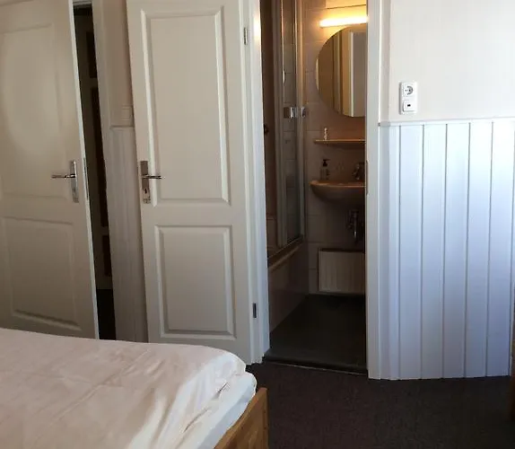 Koglin Guest house 2*